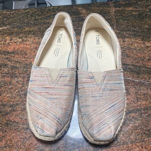 Toms slip on shoes
